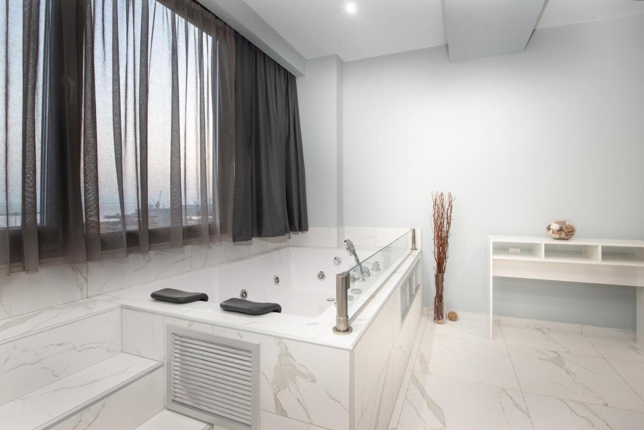 Sea & City Luxury Suite Салоніки Екстер'єр фото
