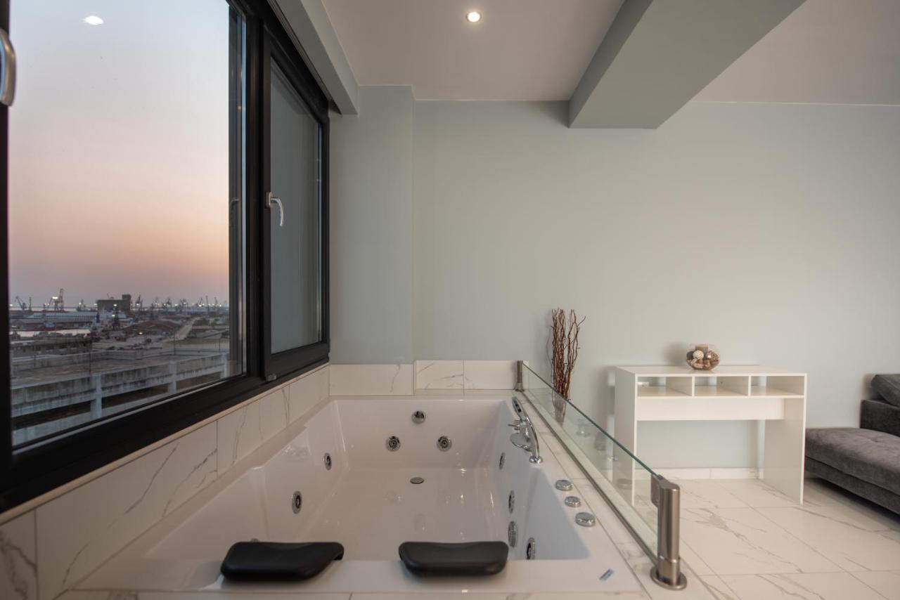 Sea & City Luxury Suite Салоніки Екстер'єр фото